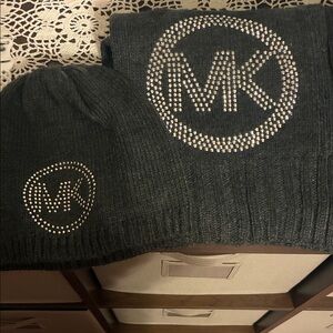 Michael Kors Charcoal Knit Hat and Scarf Set